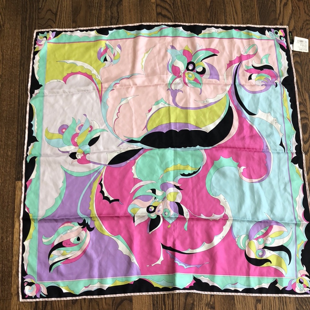 100% Silk Emilio Pucci Scarf